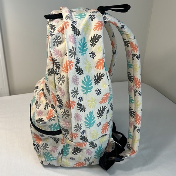 VANS Realm Floral Canvas Backpack - design collaboration with ASPCA - Picture 4 of 16